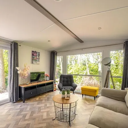 Modern In Bosrijke Omgeving Nunspeet